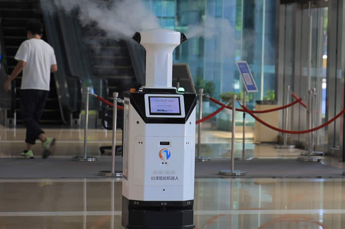 湖南省消毒機器人在公共辦公區域消毒
