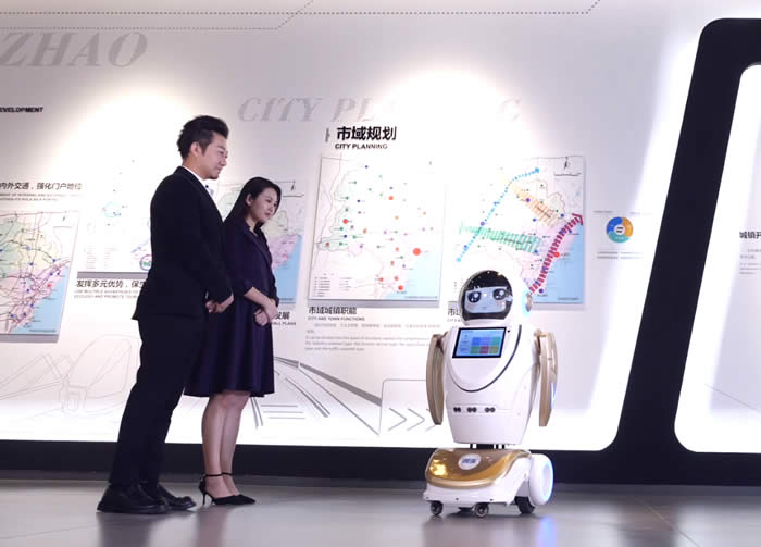 展廳迎賓講解機器人
