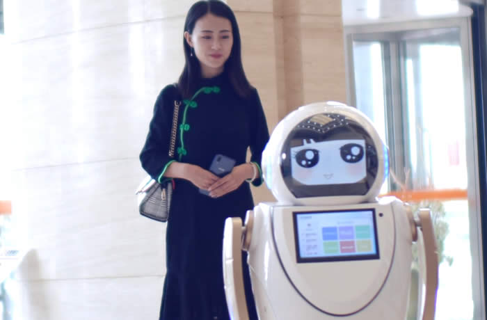 迎賓服務機器人CUCU