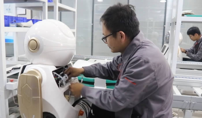 創澤機器人生產線