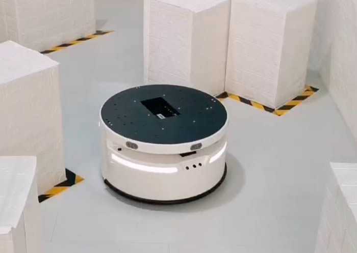 創澤水滴系列機器人底盤